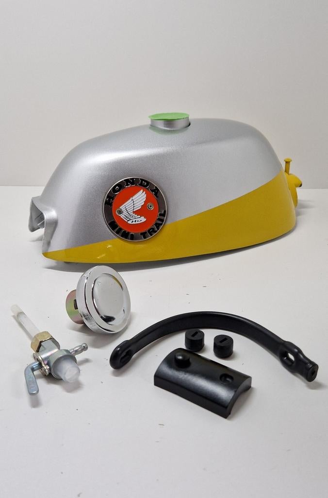 Honda Monkey MiniTrail Z50M Z50A K0 K1 K2 Tank Set., Fietsen en Brommers, Ophalen of Verzenden, Tank