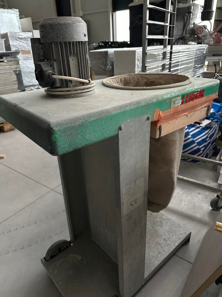 Stofafzuig LUREM, Ophalen, Gebruikt, 70 tot 120 cm, Bankschroef