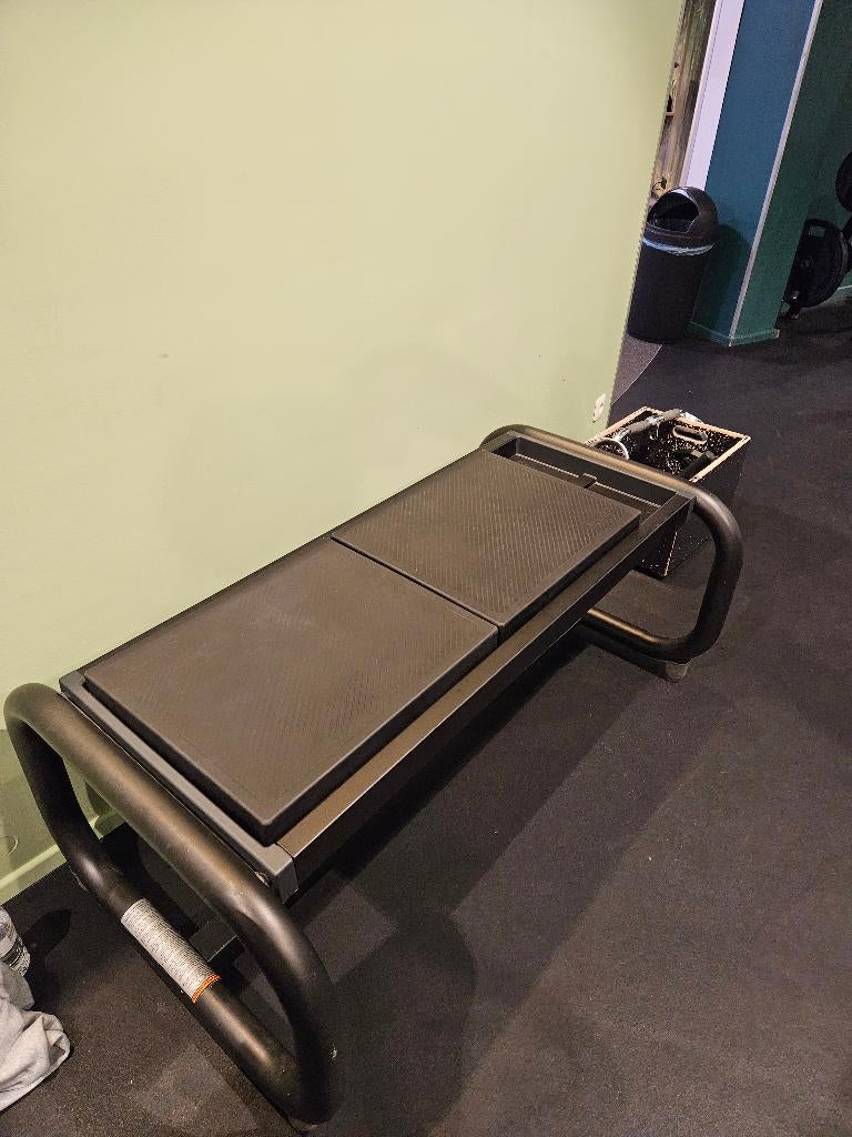 Porte-kettlebell Technogym, Enlèvement, Utilisé