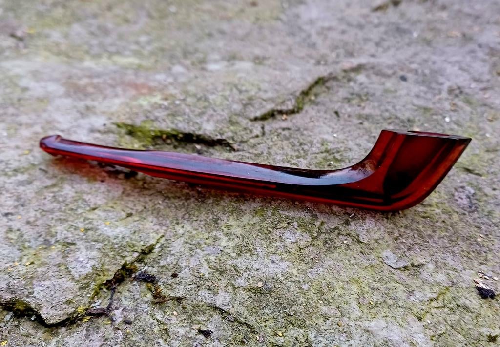 Ambre cerise antique ? Tuyau, Enlèvement ou Envoi