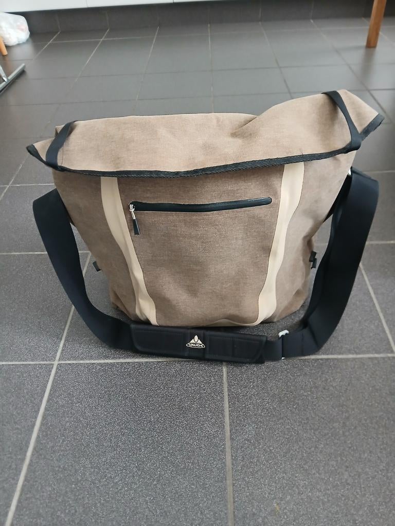 Fietstas Vaude 20L bruin, Fietsen en Brommers, Fietsaccessoires | Fietstassen, Ophalen, Zo goed als nieuw