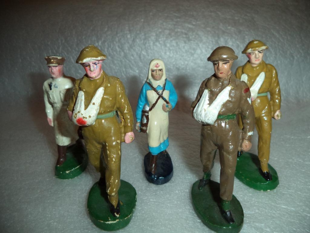 Nazaire Beeusaert a perdu 3 blessés et 3 soignants, Antiquités & Art, Antiquités | Jouets, Enlèvement ou Envoi