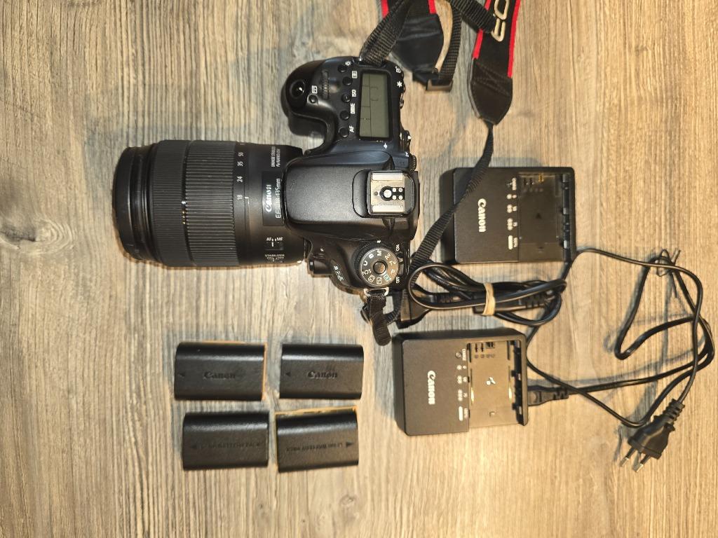 Canon EOS 70 + Lens EFS 18-135mm +, 20 Megapixel, Gebruikt, Spiegelreflex, Canon