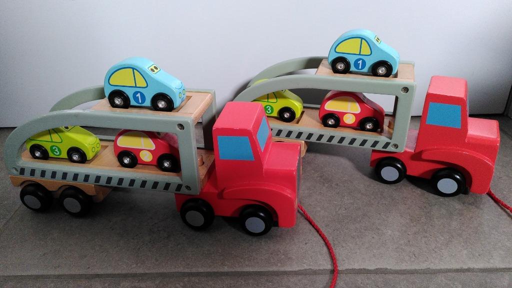 2x houten vrachtwagen met 3 kleine houten autootjes, Ophalen, Gebruikt