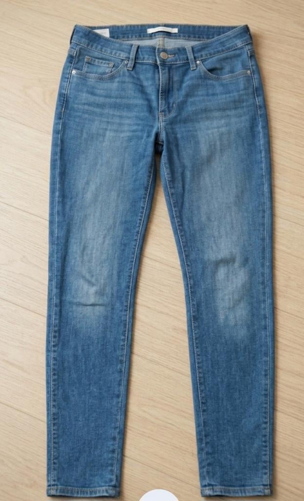 2 Levi's nieuw, Blauw, Nieuw, Ophalen of Verzenden, W28 - W29 (confectie 36)