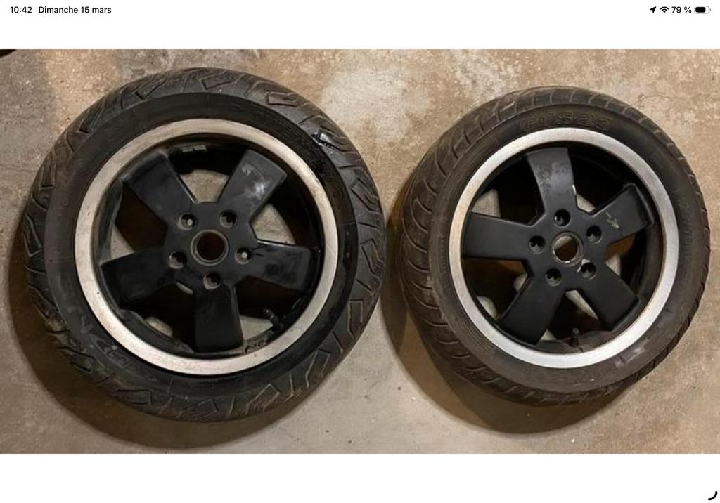 50€ de Vespa GTS-GTV 125-250-300 velgen met 2 wielen, Motoren, Ophalen, Gebruikt