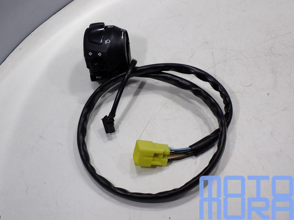 Nieuwe stuurschakelaar Suzuki GSF 1200 600bandit 1996 - 2000, Motoren, Onderdelen | Suzuki, Klantenservice@suzuki.nl, Postbus 77, 4130 EB Vianen