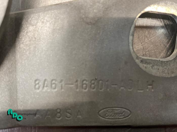 Motorkap Scharnier van een Ford Fiesta (Fiesta 08-), Gebruikt, -, -, Ophalen of Verzenden