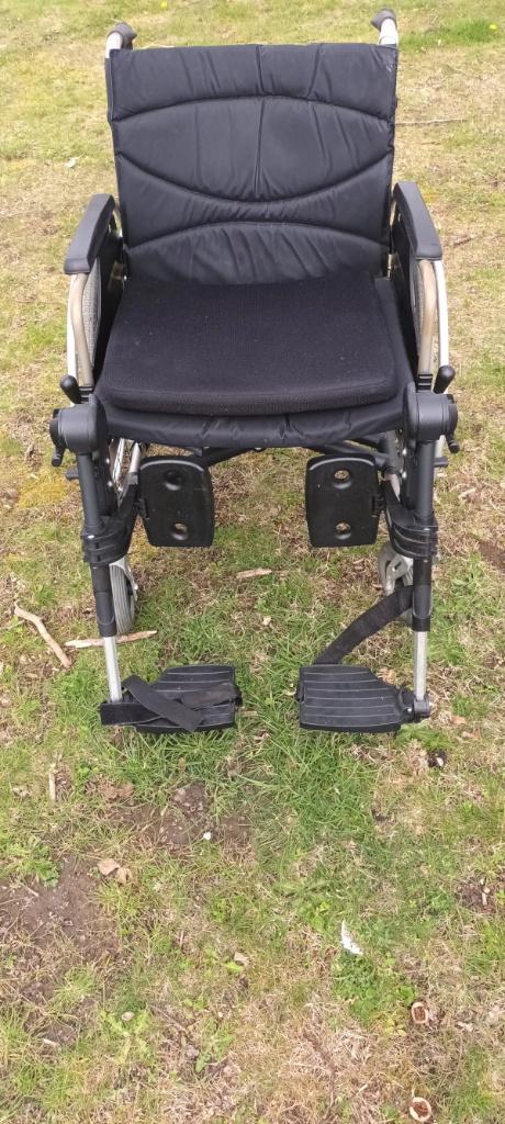 Fauteuil roulant Vermeiren  V300 XL, Divers, Chaises roulantes, Comme neuf, Fauteuil roulant manuel, Pliant, Enlèvement