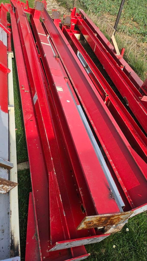 LOT de 12  IPN  de 6M, Bricolage & Construction