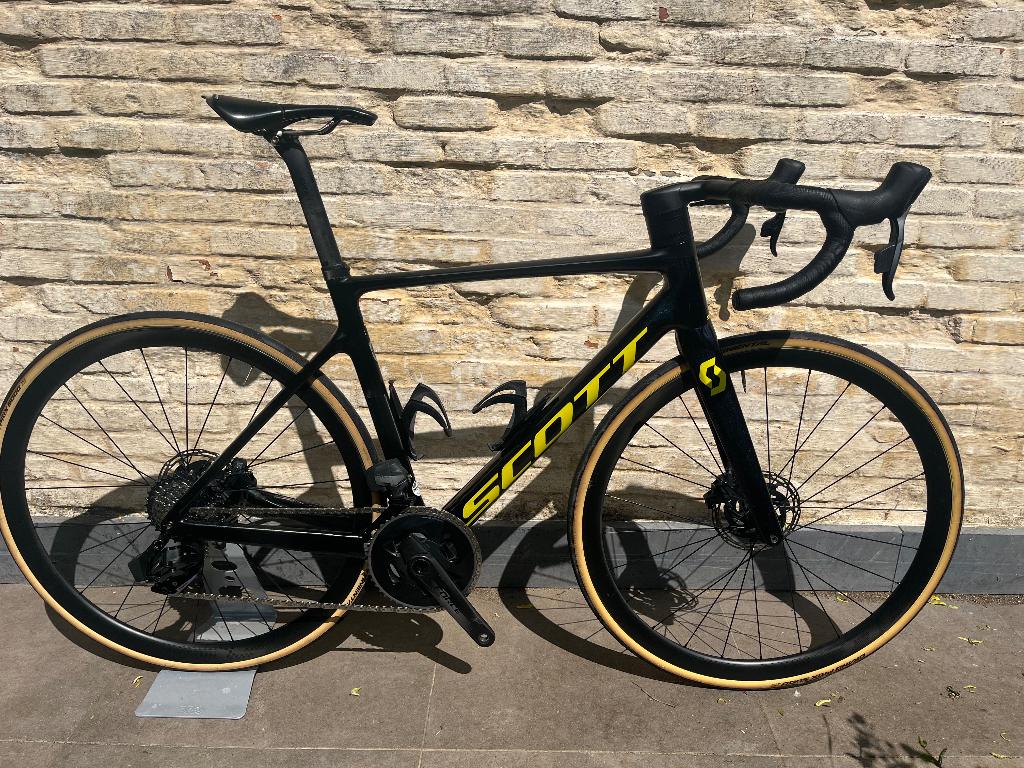 Scott Addict RC Pro - Medium - SRAM Force + Powermeter, Fietsen en Brommers, 28 inch, Gebruikt, Meer dan 20 versnellingen, 53 tot 57 cm