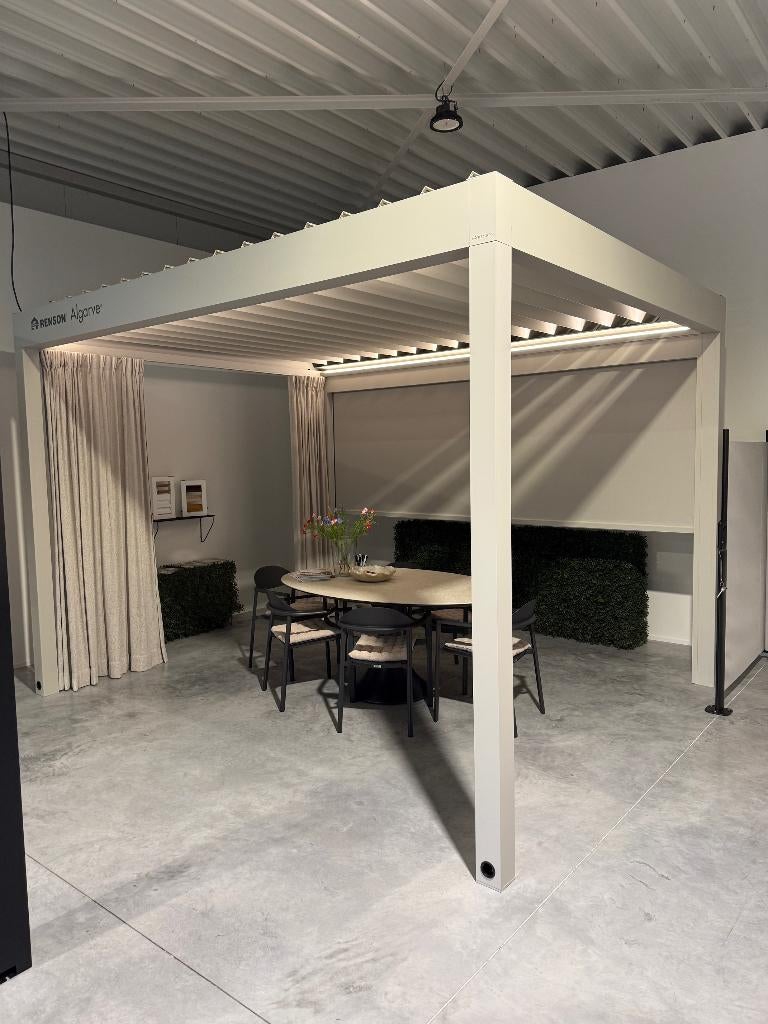 Lamellendak renson - toonzaalmodel PRIMA STAAT, Tuin en Terras, Overkappingen, Nieuw, Ophalen