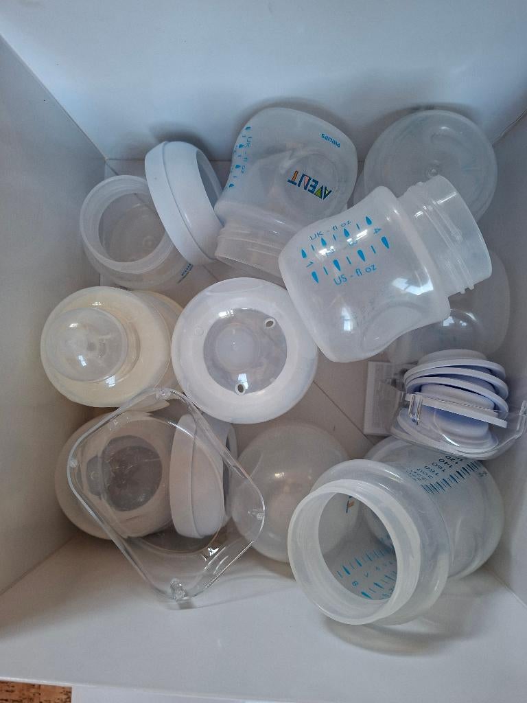 Lot de biberons plastique, Enfants & Bébés, Enlèvement, Comme neuf, Autres types
