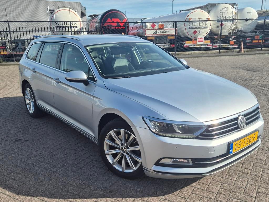 Vw passat b8 1.4 tsi Highline2015 act bmt business edition r, Autos, Achat, Cruise Control, Passat
