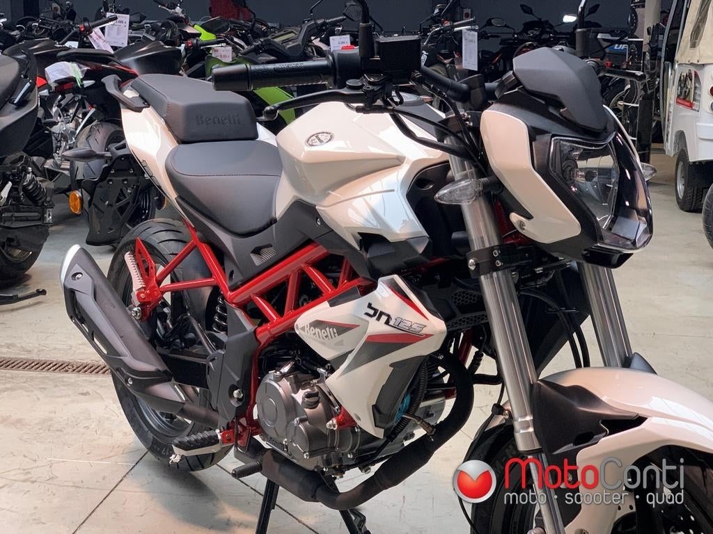 Benelli BN 125 [Eind .0%] [Verkoop] - foto 3