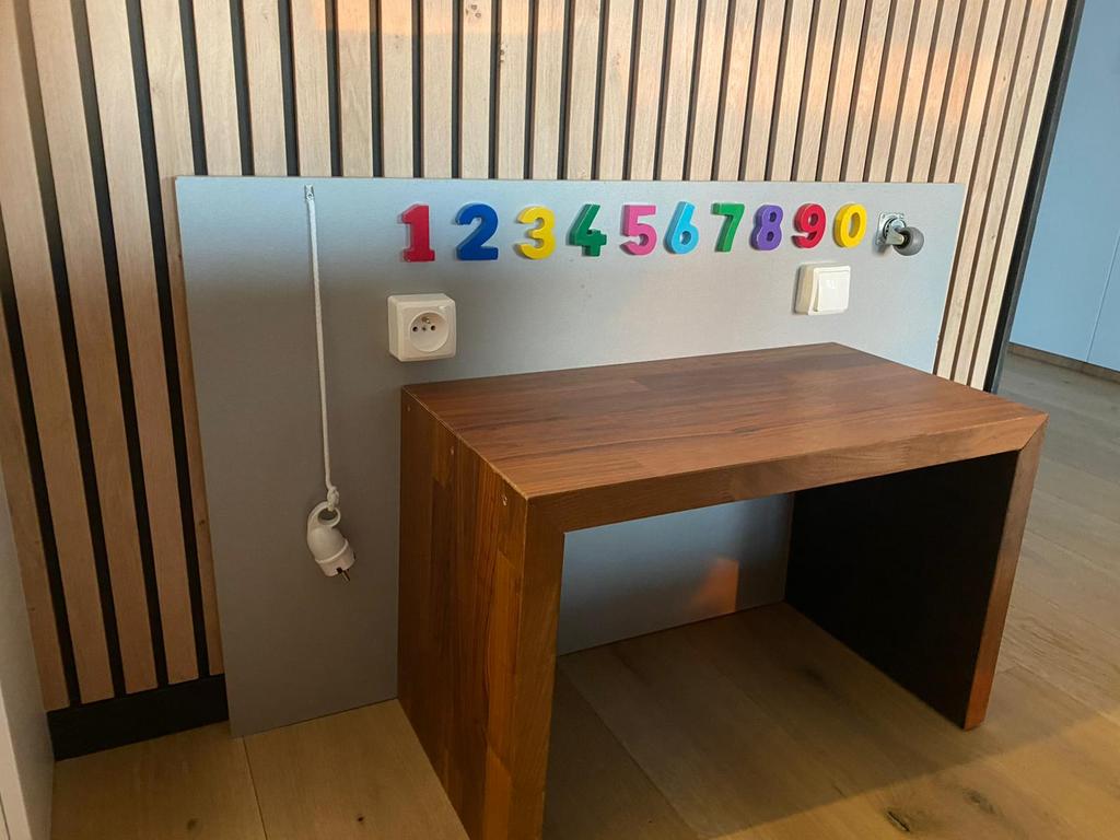 Speel tafel, kinder meubel, Kinderen en Baby's, Ophalen, Zo goed als nieuw, Tafel