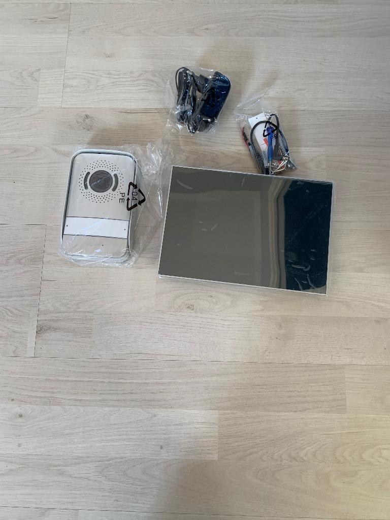 Videophone surveillance Legrande, Ophalen, Nieuw