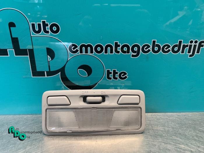 Eclairage intérieur avant d'un Mitsubishi Lancer (Lancer 03, -, 3 mois de garantie, Utilisé, Mitsubishi