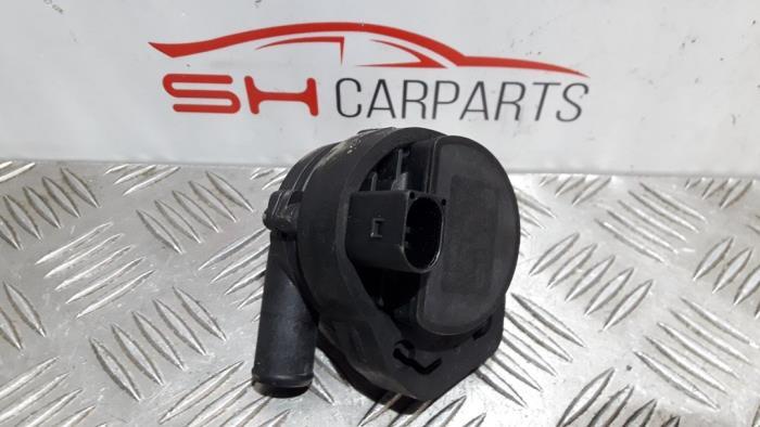 Extra waterpomp van een Mercedes C-Klasse, Gebruikt, -, Ophalen of Verzenden, -