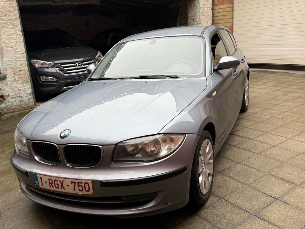 BMW 116i 1.6i Essence Euro4 4/2007 5 Portes Clim Gps Jantes, Auto's, Voorwielaandrijving, 1596 cc, 4 cilinders, Bedrijf