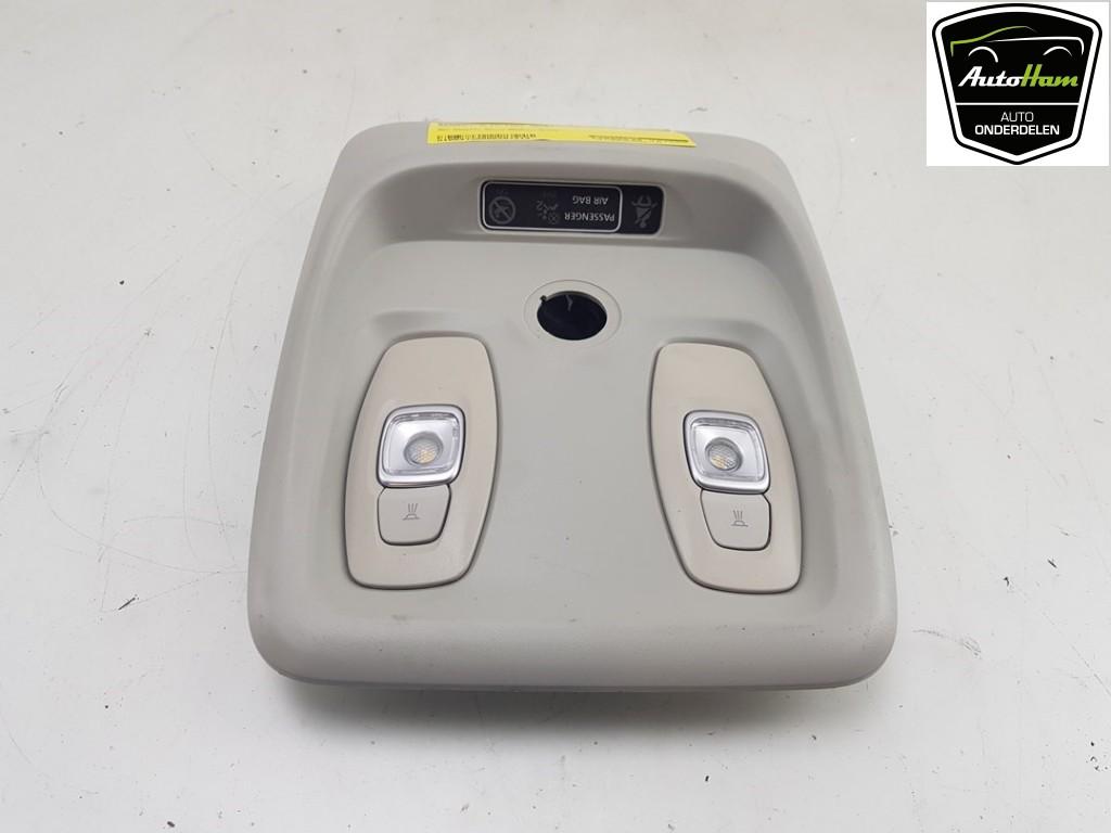 BINNENVERLICHTING VOOR Clio IV Estate / Grandtour (7R), Auto-onderdelen, Gebruikt, Renault, Peter-Huppertz-Straße 5
51063  Köln, DE