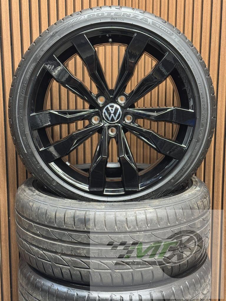 19“ Vw T-Roc TRoc RLine SUZUKA Misano 225 40 NIEUW OEM, Auto-onderdelen, 19 inch, -, -, Banden en Velgen