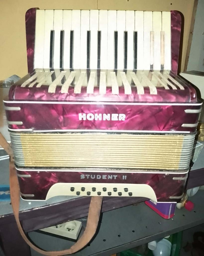 Accordéon Hohner, Enlèvement ou Envoi, Utilisé, Hohner