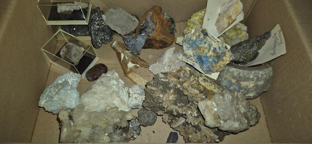 Lot pierres précieuses, Enlèvement