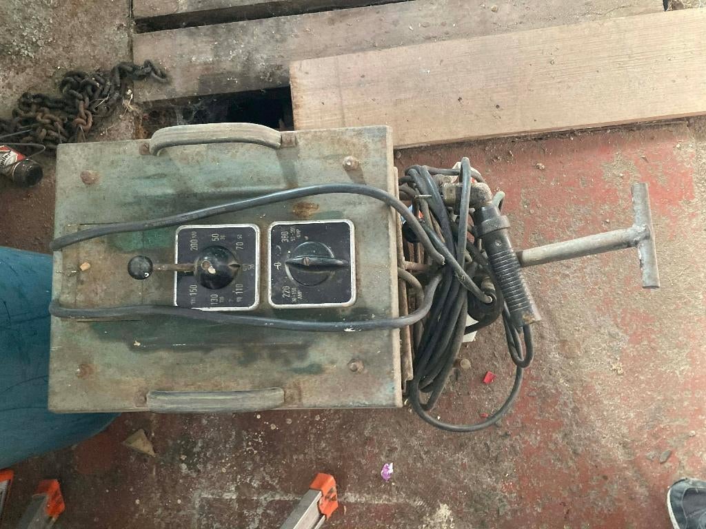 Poste a souder +petit chalumeau, Bricolage & Construction, Enlèvement, Utilisé, Électrodes