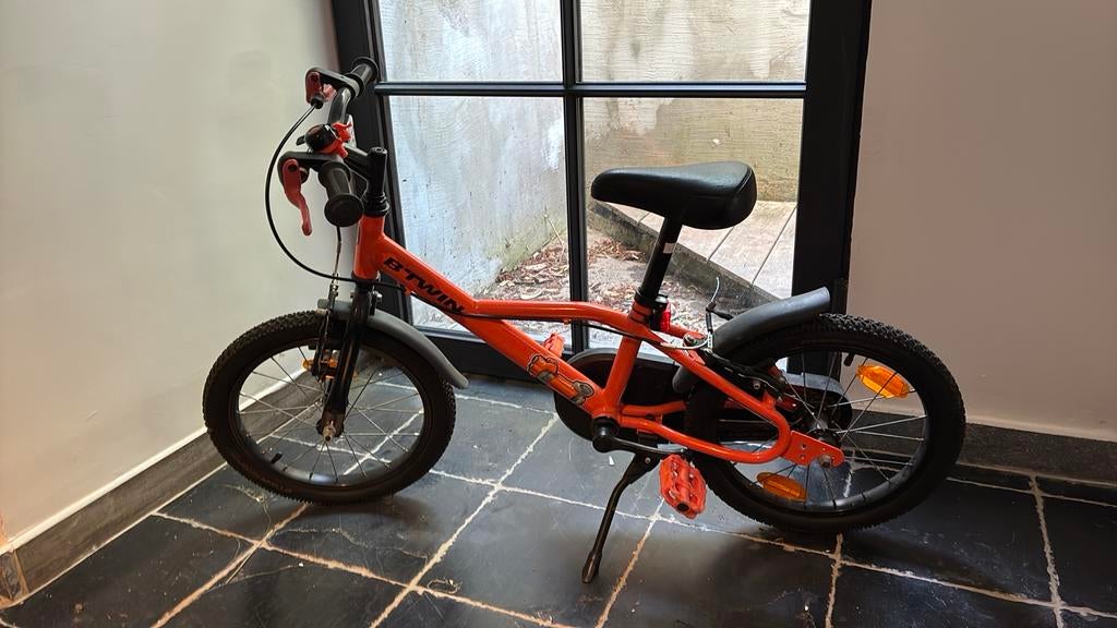 Velo BTwin orange, Enlèvement, Comme neuf