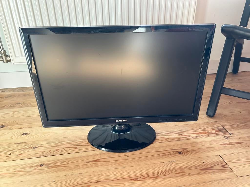 Computerscherm samsung S23B550V, Computers en Software, Monitoren, Ophalen, HD