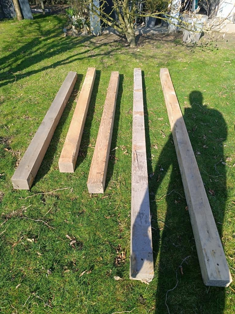 Lot de bois de récupération., Poutres