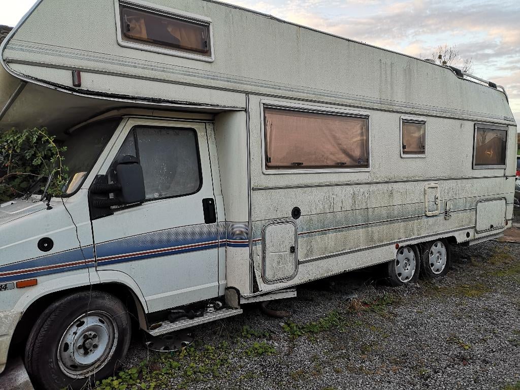 Camping car EURA MOBILE "TOUTES PIECES", Caravanes & Camping, Camping-cars, 8 mètres et plus, Fiat, Boîte manuelle, Diesel