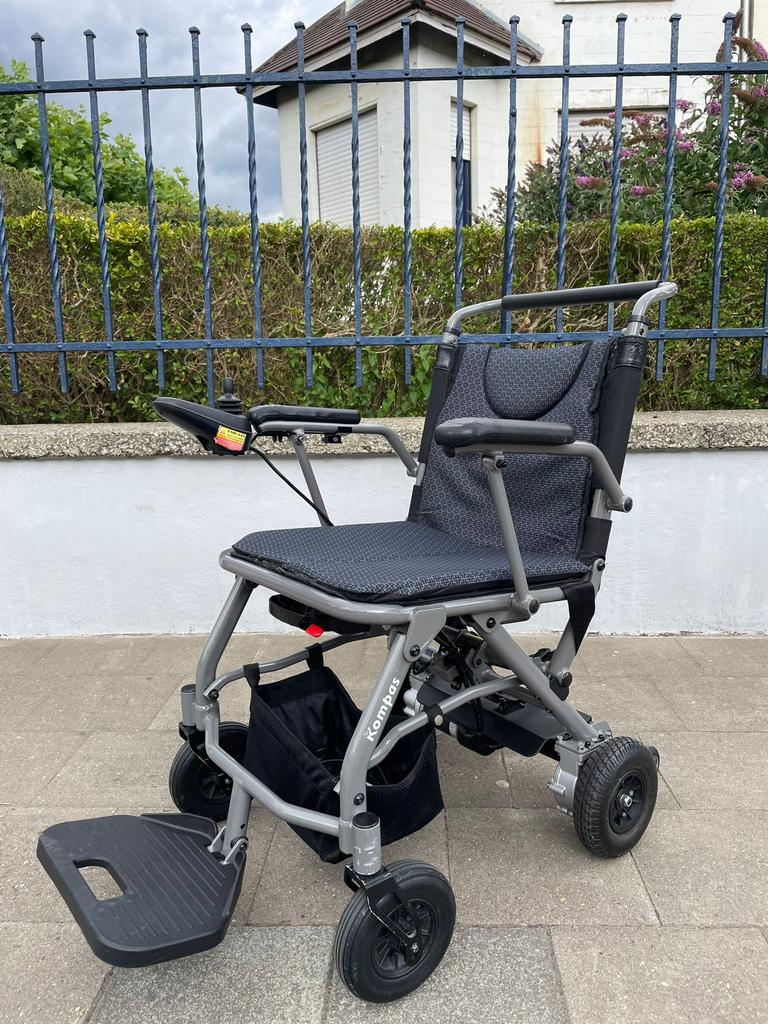 Chaise roulante électrique pliable - Invacare Kompas, Divers, Enlèvement ou Envoi, Pliant, Comme neuf
