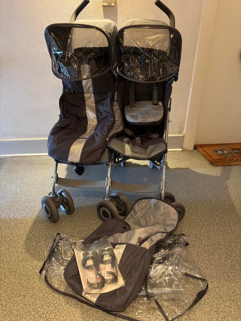 Poussette jumeaux maclaren twin techno + accessoires, Enfants & Bébés, Buggys, Enlèvement, Comme neuf, Maclaren, Couverture pieds