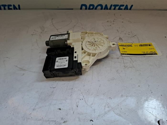 Moteur de vitre portière d'un Volkswagen Caddy, Autos : Pièces & Accessoires, Volkswagen, -, 3 mois de garantie, Utilisé