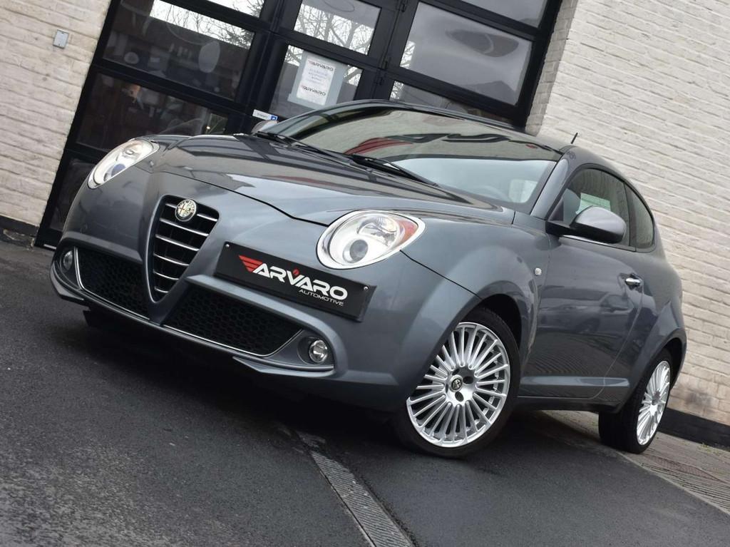 Alfa Romeo MiTo 1.4i Turismo / Verw Zetels / Xenon / Airco /, Autos, Alfa Romeo, Achat, Entreprise, Boîte manuelle, Noir