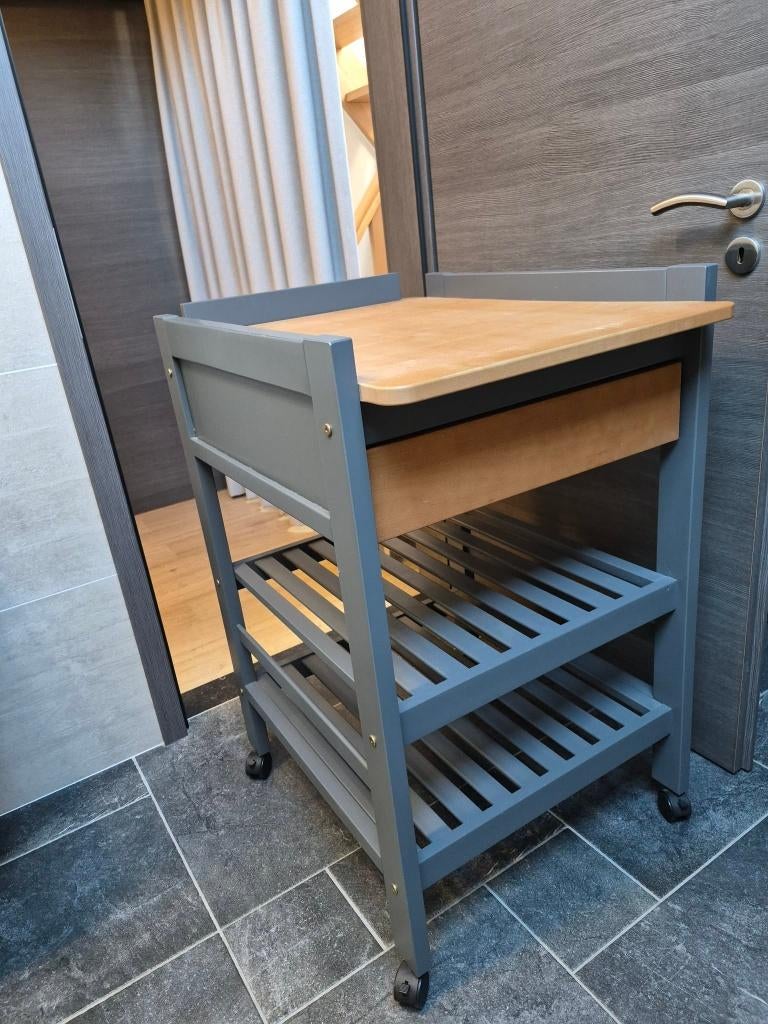 Troll commode + grijze loftlade, kind, baby, Kinderen en Baby's, Kinderkamer | Tafels en Stoelen, Zo goed als nieuw, Tafel(s)