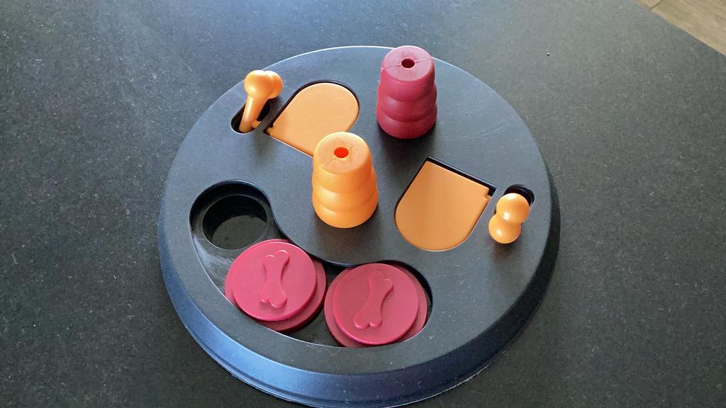 Iq trainer/ honden/snoepjes/ activity flip trixie, Animaux & Accessoires, Enlèvement ou Envoi, Comme neuf