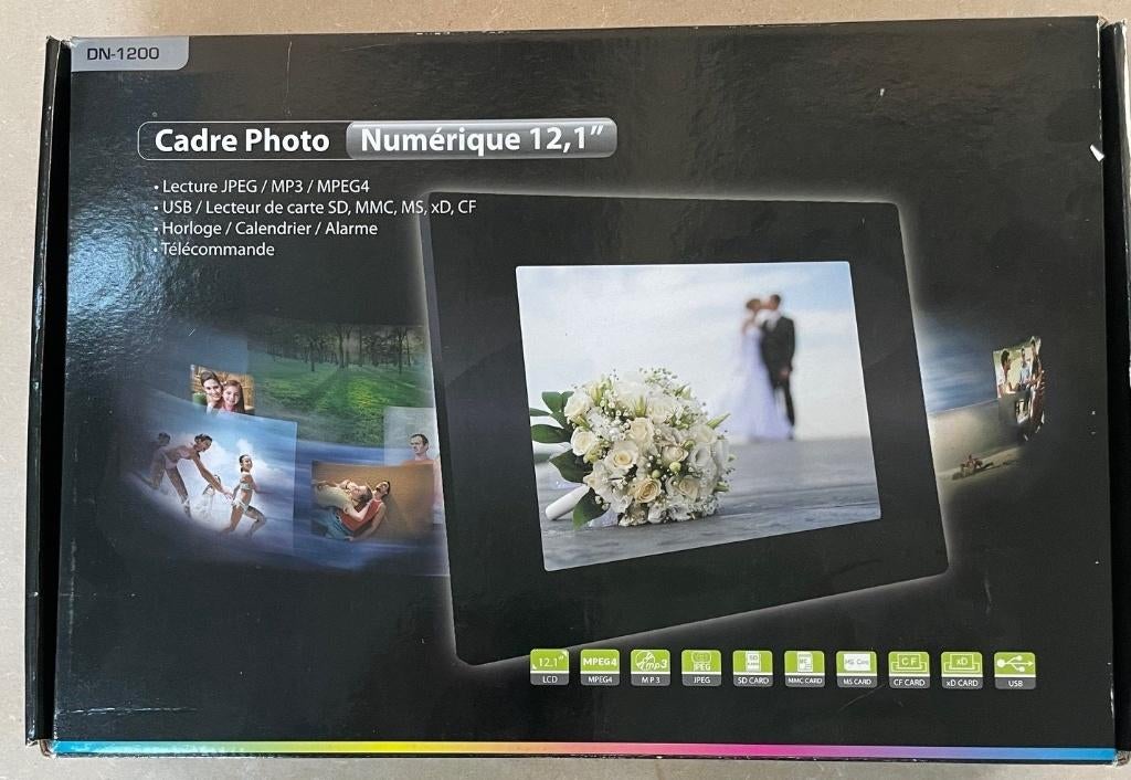 digitaal fotokader sigmatec, Ophalen, Zo goed als nieuw, 12 inch of groter, Afstandsbediening