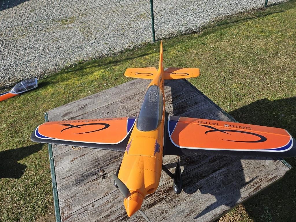 Avion Sbach 342 comme neuf., Hobby & Loisirs créatifs, Enlèvement, Comme neuf, Électro