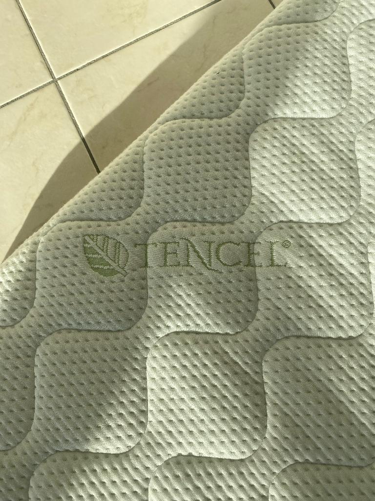 Matras voor kinderbedje-nieuwstaat!! 120x60(10cm dik), Ophalen, Zo goed als nieuw, Minder dan 140 cm, Matras