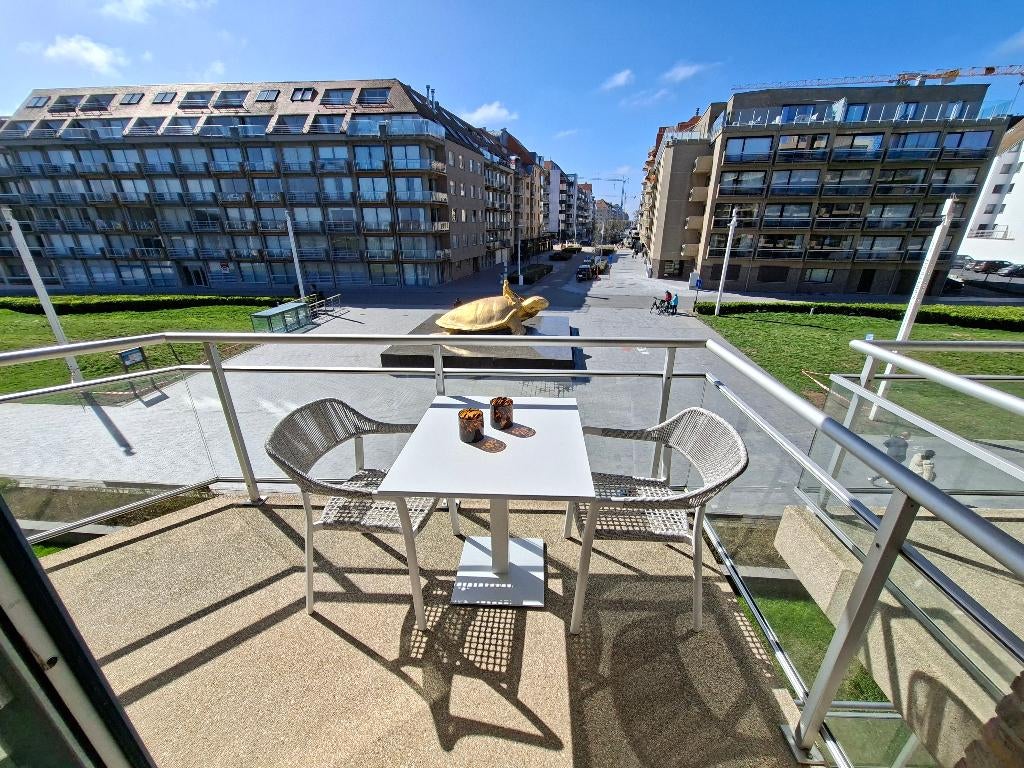Vakantieverhuur, zuidgeoriënteerd appartement te Nieuwpoort, 1 chambre, 4 personnes, Appartement, Mer
