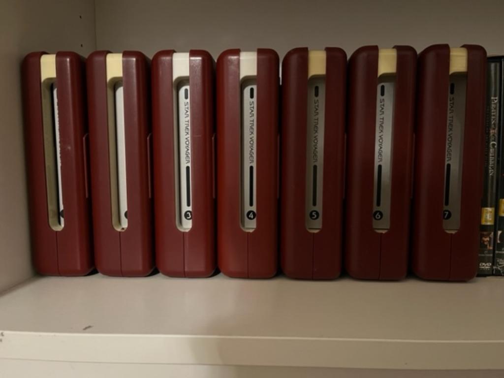 Star Trek Voyager box set luxe uitvoering seizoen 1 tm 7, Enlèvement, Comme neuf, Science-Fiction, Coffret