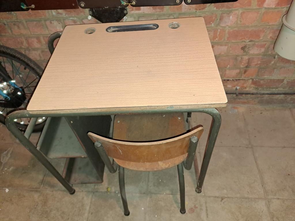 Bureau d'école vintage, Enlèvement ou Envoi, Utilisé, Bureau