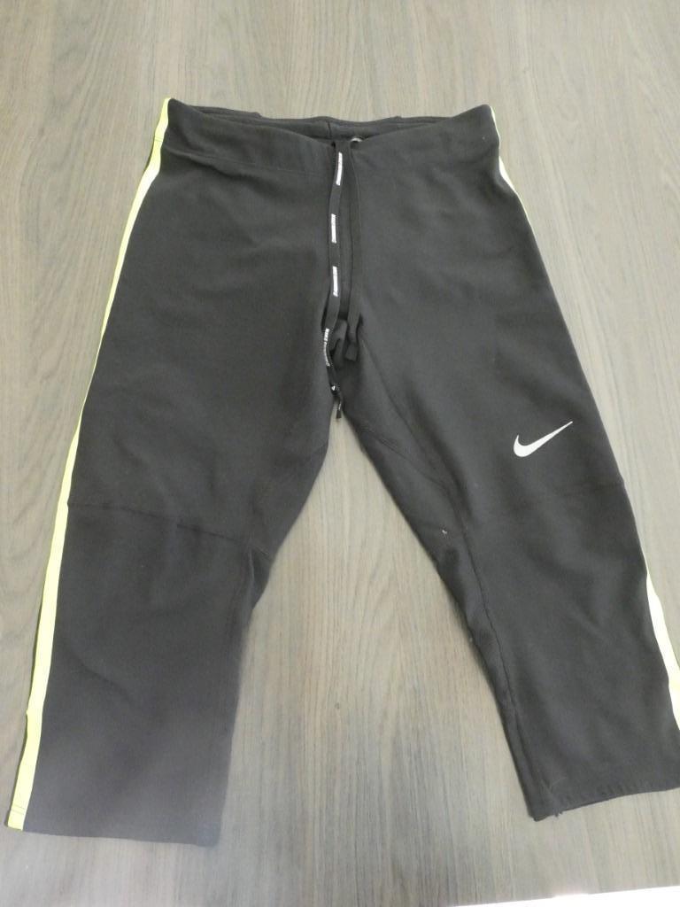 Nike trainingsbroek maat small, Enlèvement ou Envoi, Taille 36 (S), Nike, Noir