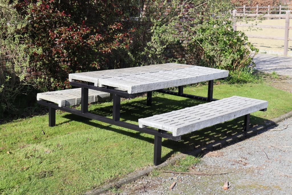 varkensrooster picknickbank, Tuin en Terras, Picknicktafels, Ophalen, Nieuw, Rechthoekig, Overige materialen