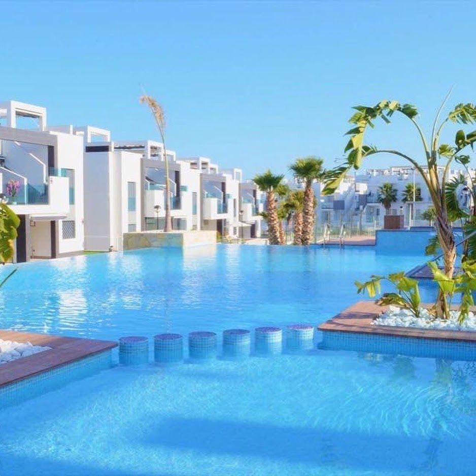 Benedenverdieping appartement in Oasis Beach Punta Prima, Immo, Appartementen en Studio's te huur