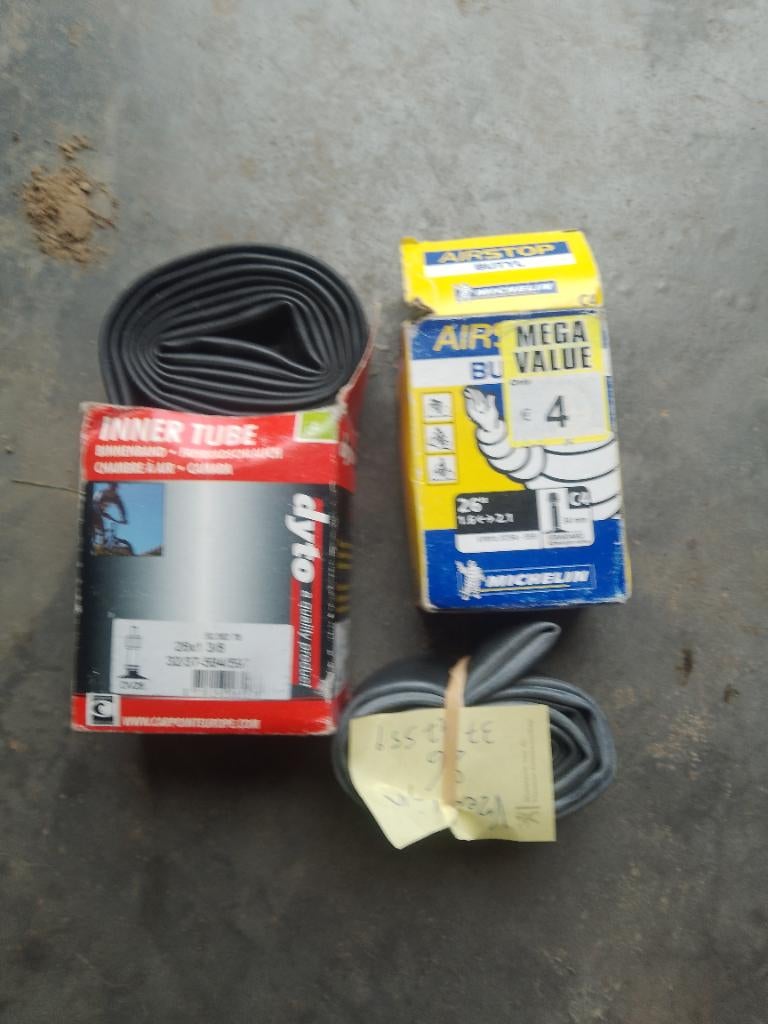 26 tubes transparents, Enlèvement ou Envoi, Neuf, Général, Pneu