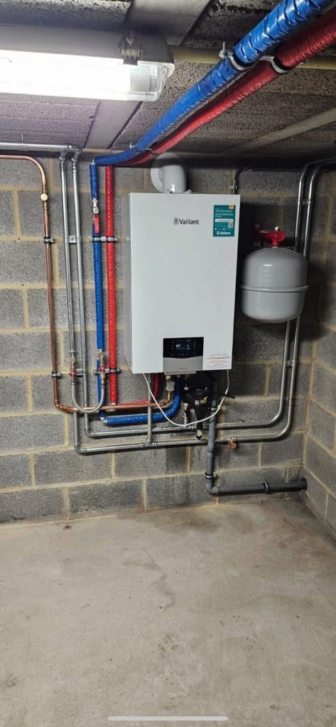 professionele installateur sanitaire verwarming 0466120175, Ophalen of Verzenden, Nieuw